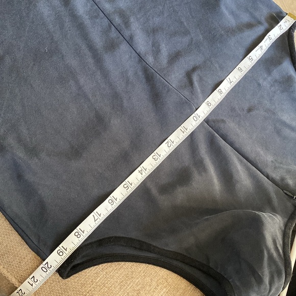 ST JOHN black silk wool tank blouse top work classic M - Picture 5 of 6